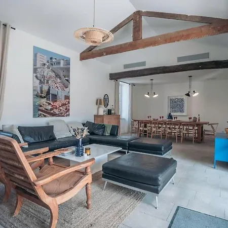 Mas Evalla, Charme, Piscine Chauffee Et Vue Unique