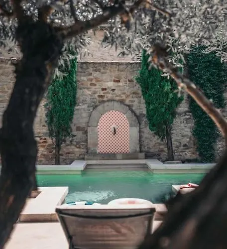 Ferienhaus Mas Evalla, Charme, Piscine Chauffee Et Vue Unique