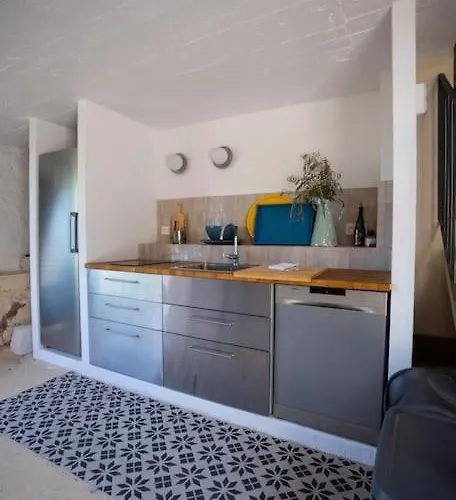 Ferienhaus Mas Evalla, Charme, Piscine Chauffee Et Vue Unique Saint-Pons-la-Calm